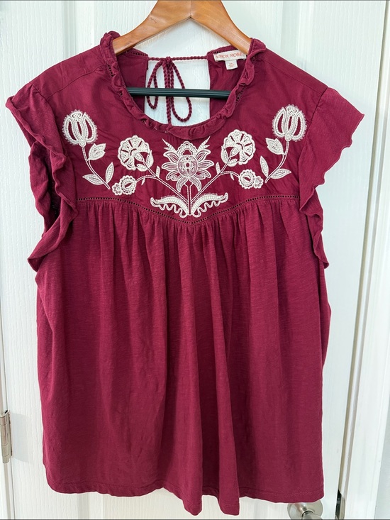 Knox Rose Tops - Embroidered Floral Top